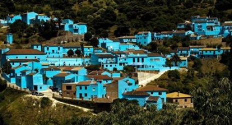 To γαλάζιο στρουμφοχωριό