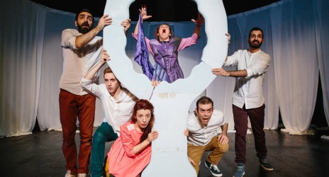 Παρακολούθηση θεατρικής παράστασης ‘Τα Σαράντα Κλειδιά’