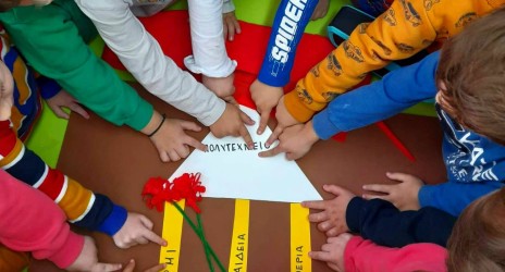 49 χρόνια από την επέτειο του Πολυτεχνείου ⚘️